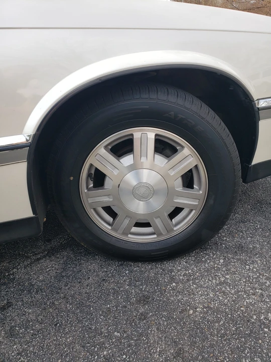 1993 Cadillac Eldorado 12th Gen - Image 11 of 13