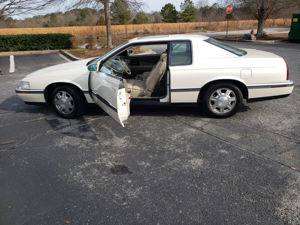 1993 Cadillac Eldorado 12th Gen - Image 5 of 13