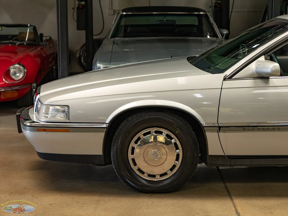 1993 Cadillac Eldorado 12th Gen - Image 5 of 31