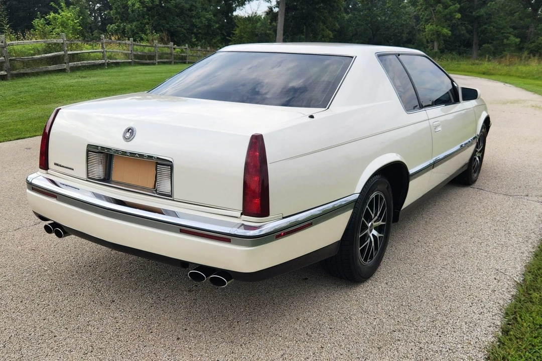 1993 Cadillac Eldorado 12th Gen - Image 6 of 31