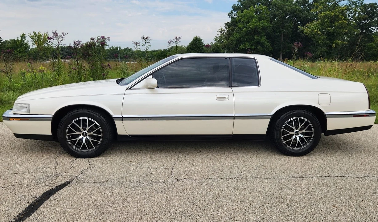 1993 Cadillac Eldorado 12th Gen - Image 11 of 31