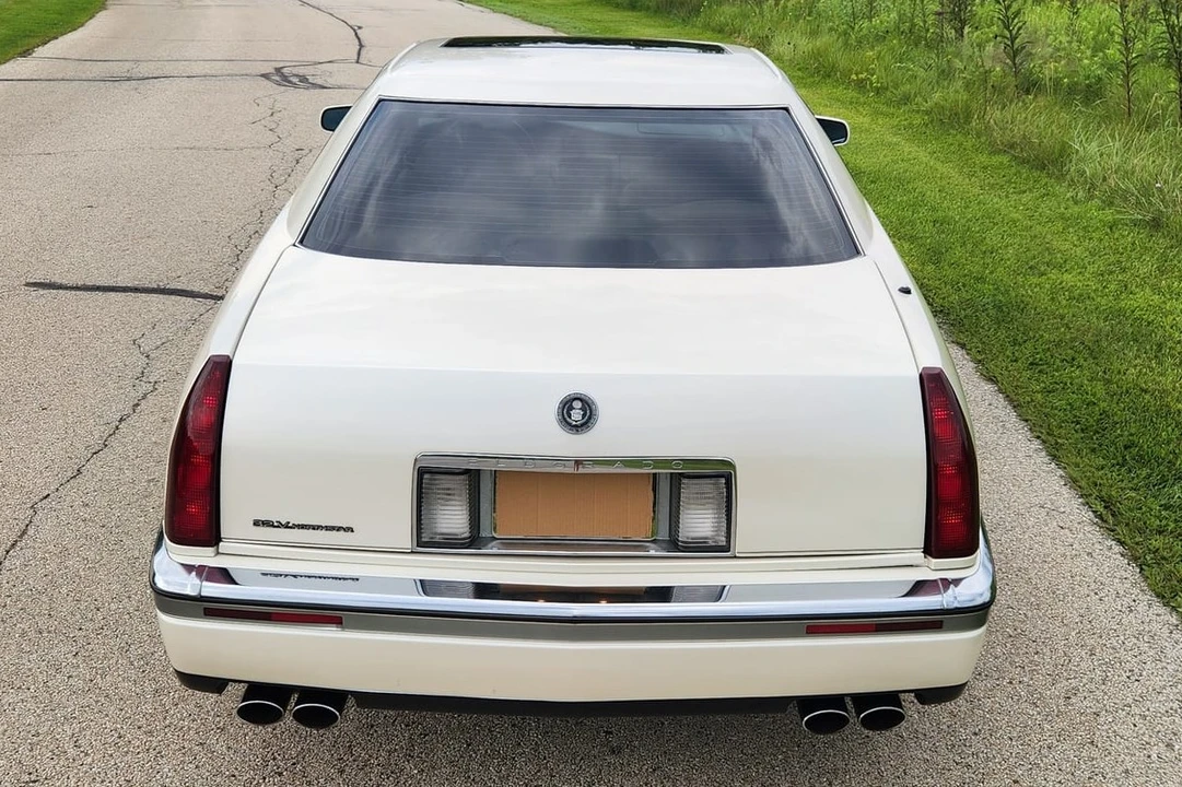 1993 Cadillac Eldorado 12th Gen - Image 9 of 31