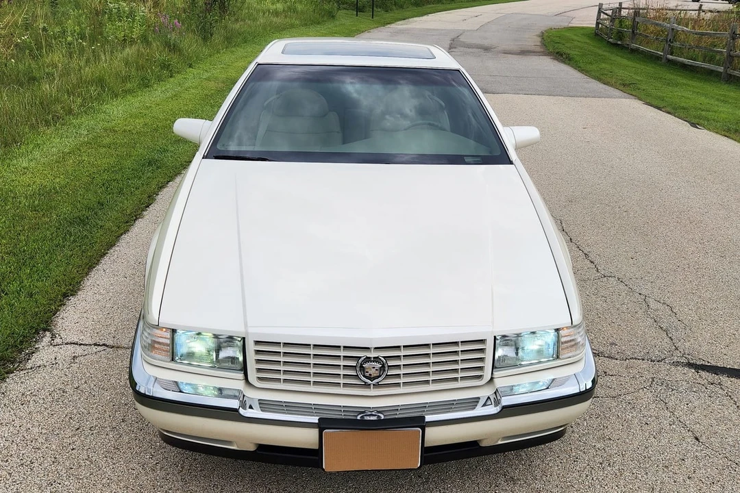 1993 Cadillac Eldorado 12th Gen - Image 3 of 31