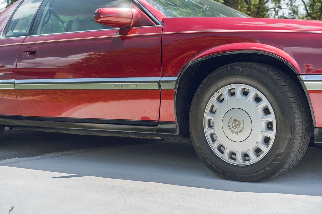1993 Cadillac Eldorado 12th Gen - Image 14 of 31