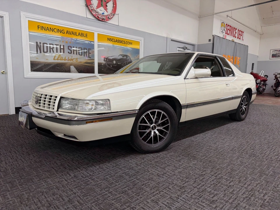 1993 Cadillac Eldorado 12th Gen - Image 2 of 31