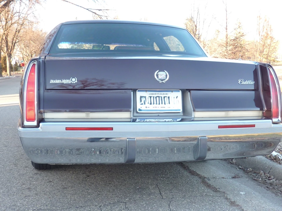 1993 Cadillac Fleetwood - Image 30 of 31