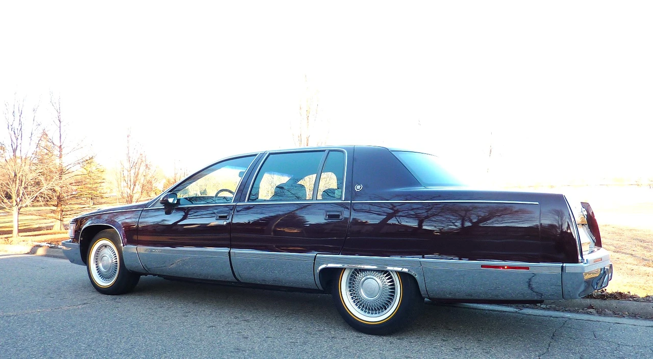 1993 Cadillac Fleetwood - Image 26 of 31