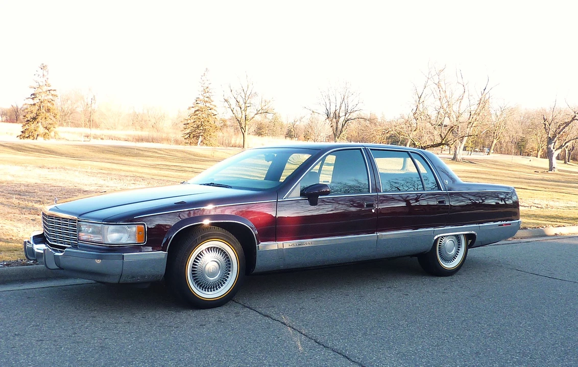 1993 Cadillac Fleetwood - Image 14 of 31