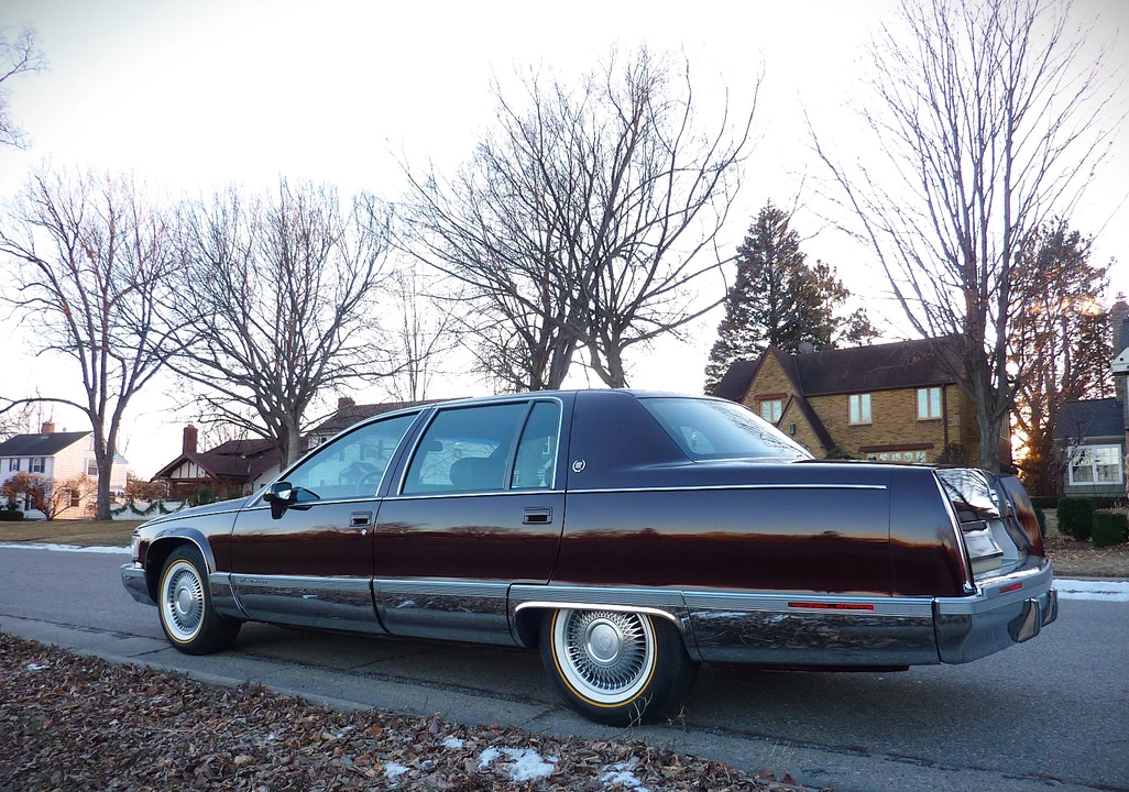 1993 Cadillac Fleetwood - Image 25 of 31