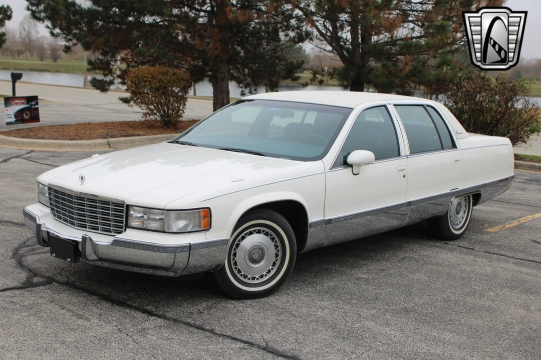 1993 Cadillac Fleetwood - Image 3 of 12