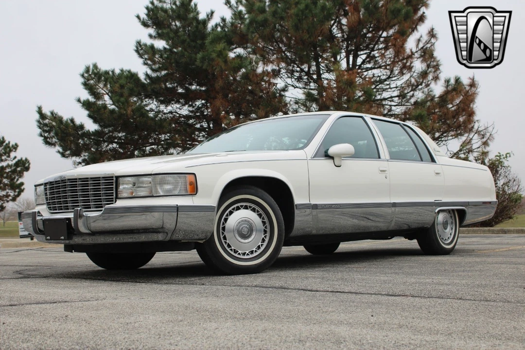 1993 Cadillac Fleetwood - Image 4 of 12