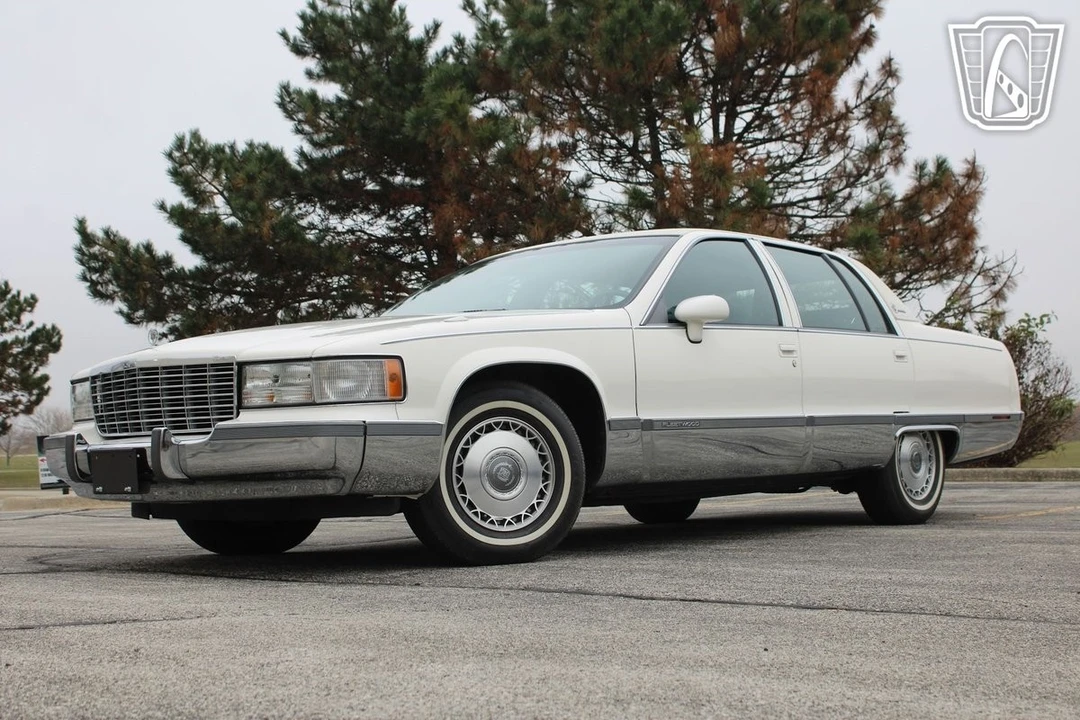 1993 Cadillac Fleetwood - Image 5 of 12