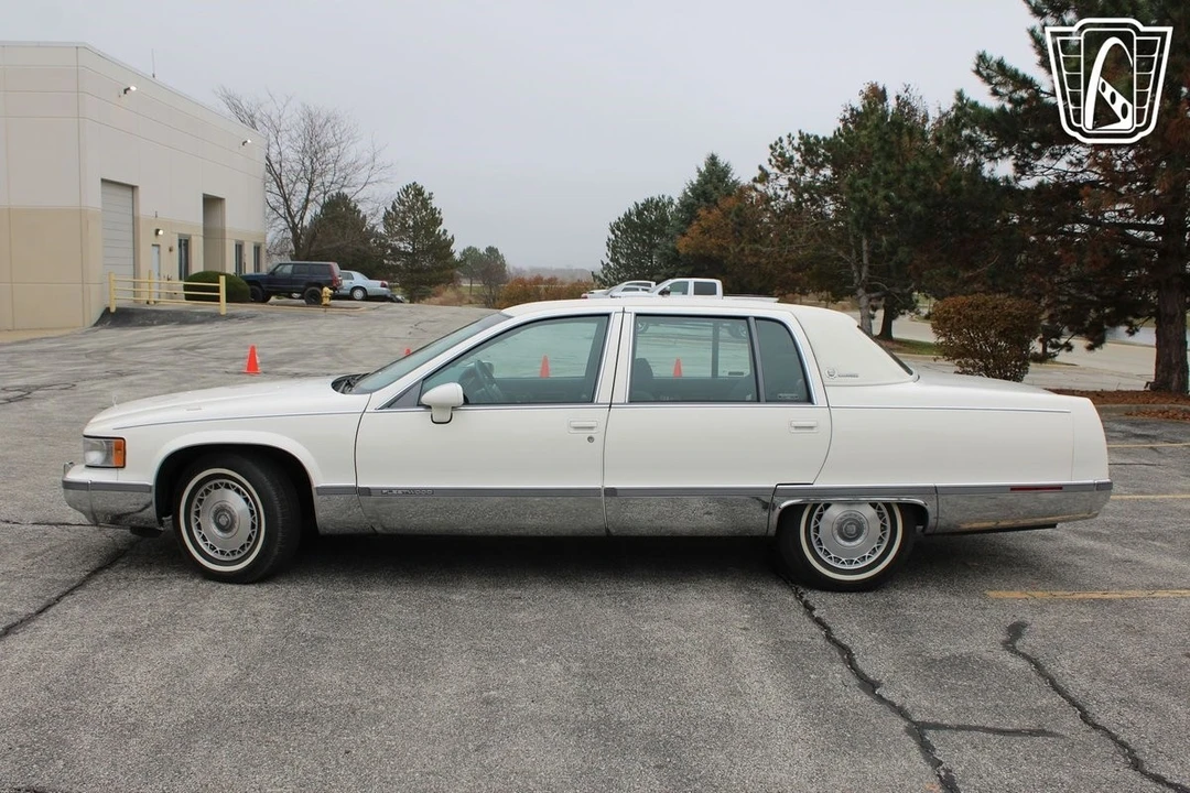 1993 Cadillac Fleetwood - Image 7 of 12