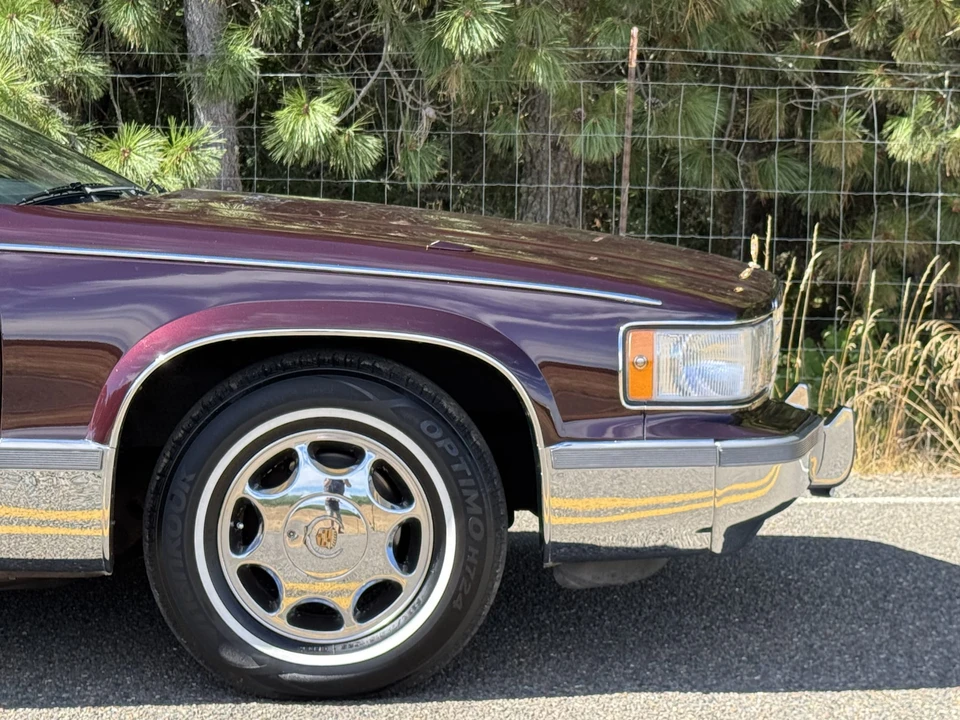 1993 Cadillac Fleetwood - Image 30 of 31