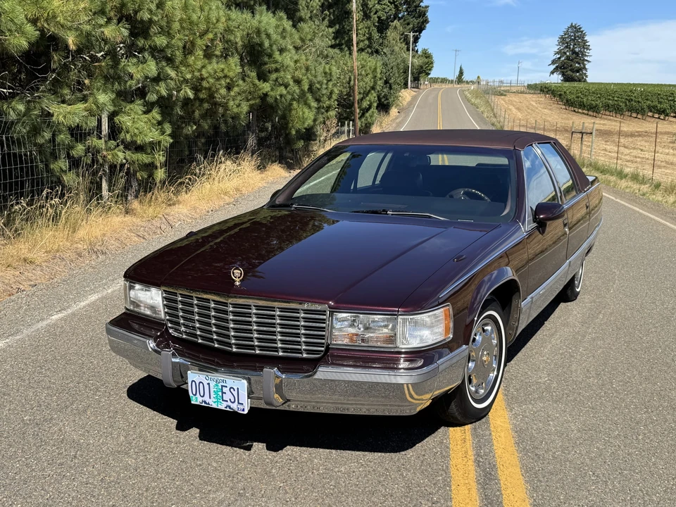 1993 Cadillac Fleetwood - Image 5 of 31