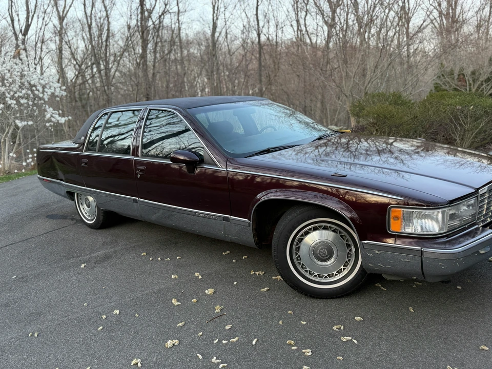1993 Cadillac Fleetwood - Image 4 of 19