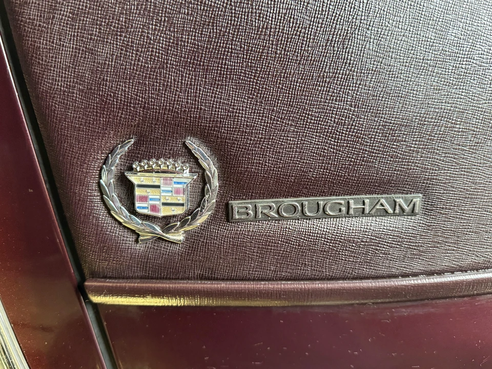 1993 Cadillac Fleetwood - Image 6 of 19