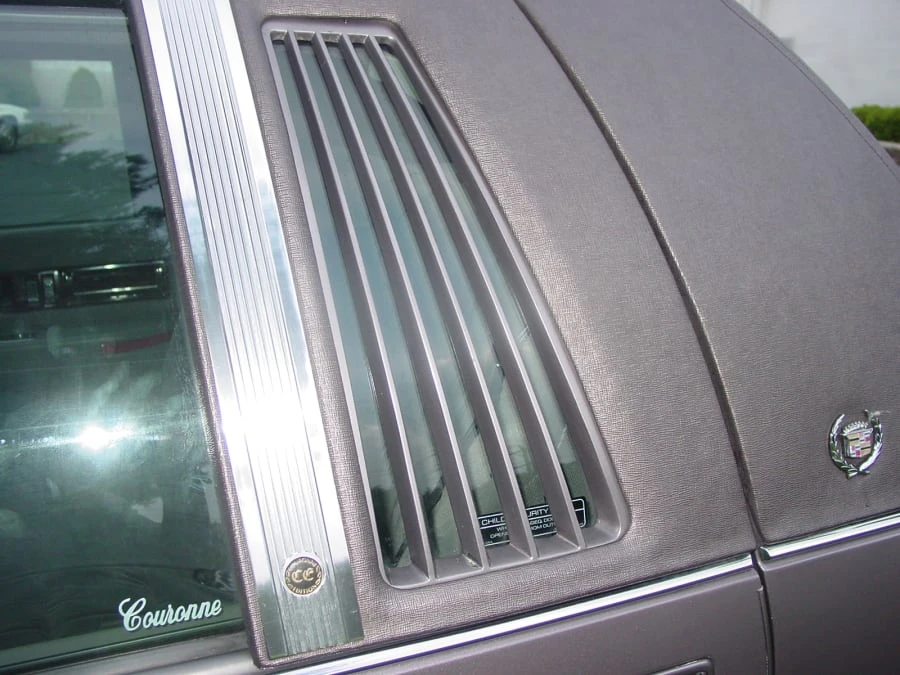 1993 Cadillac Fleetwood - Image 8 of 8