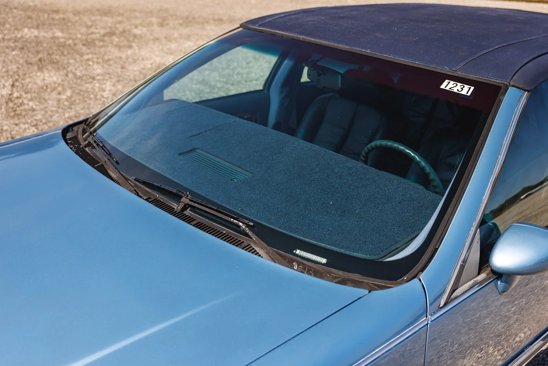 1993 Cadillac Fleetwood - Image 28 of 31