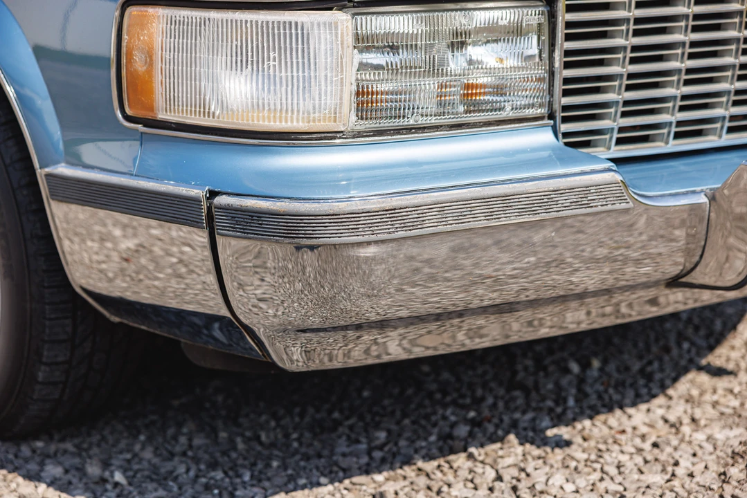 1993 Cadillac Fleetwood - Image 25 of 31