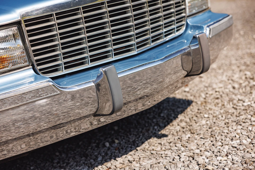 1993 Cadillac Fleetwood - Image 26 of 31