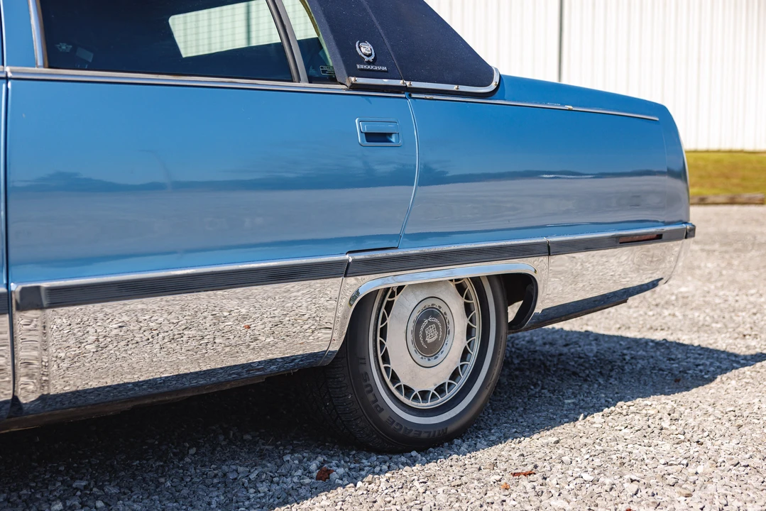 1993 Cadillac Fleetwood - Image 31 of 31