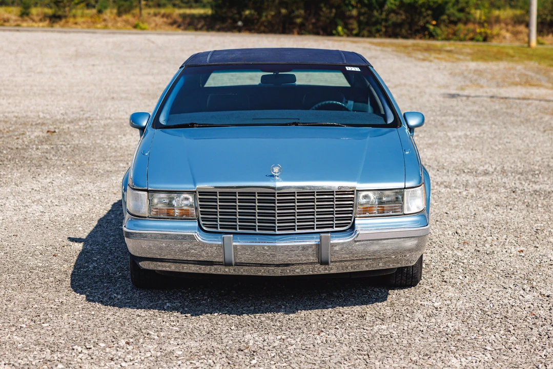 1993 Cadillac Fleetwood - Image 15 of 31