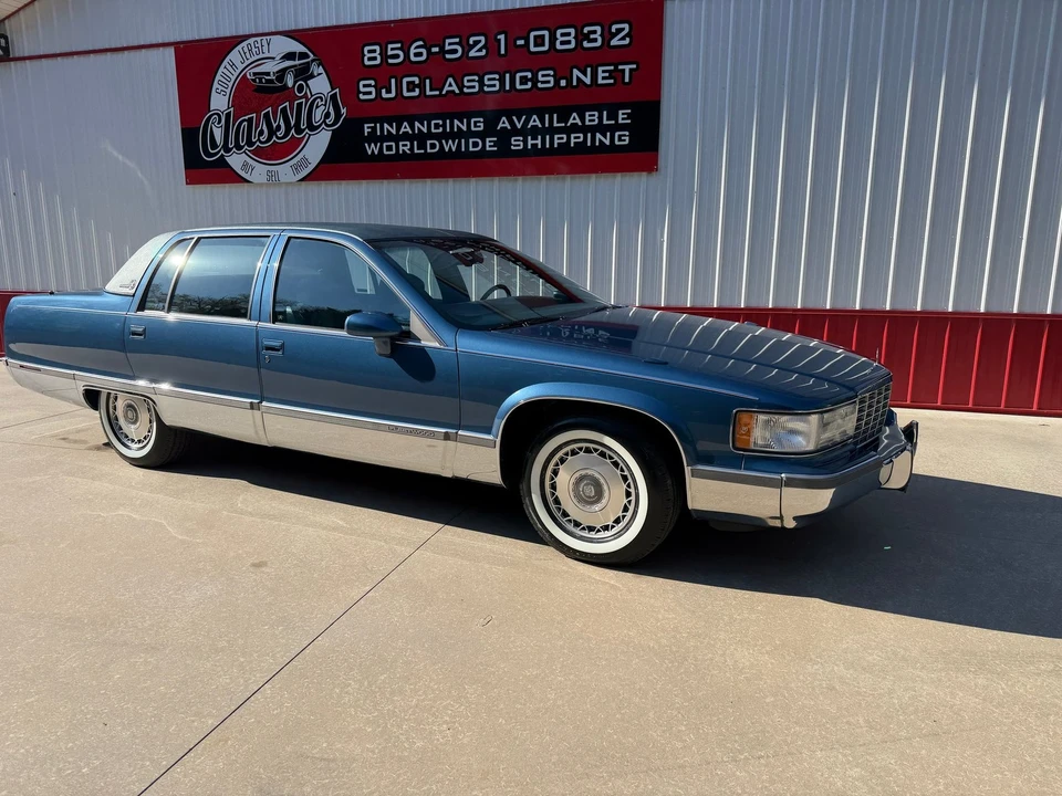 1993 Cadillac Fleetwood - Image 17 of 21