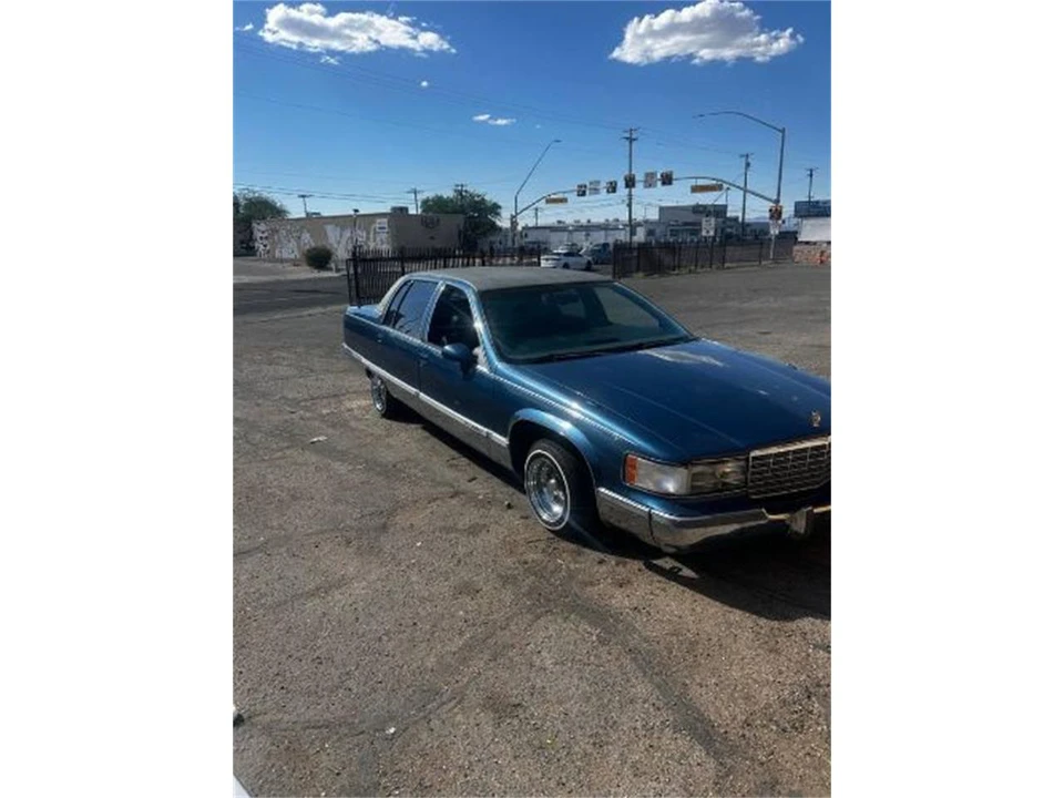 1993 Cadillac Fleetwood - Image 7 of 12
