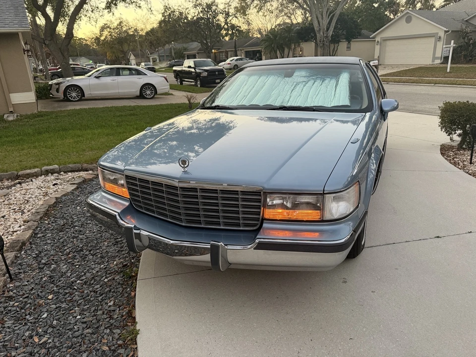 1993 Cadillac Fleetwood - Image 9 of 21