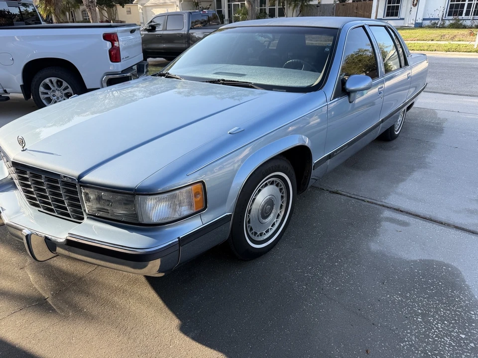 1993 Cadillac Fleetwood - Image 17 of 21