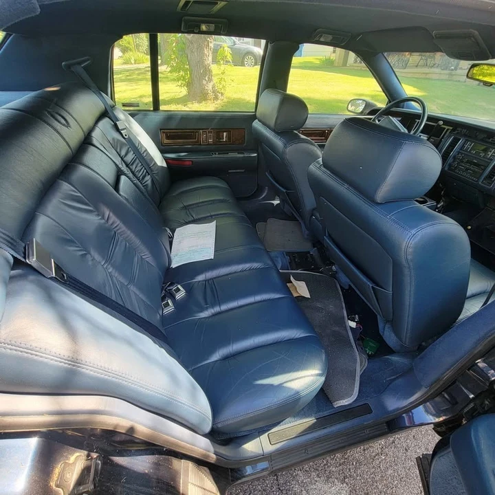 1993 Cadillac Fleetwood - Image 2 of 5