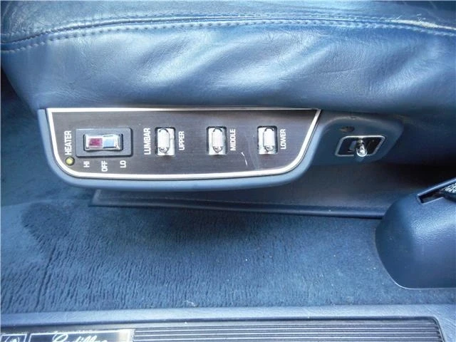 1993 Cadillac Fleetwood - Image 19 of 21