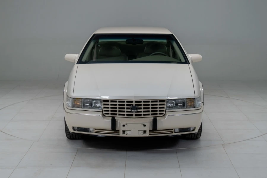 1993 Cadillac Seville - Image 4 of 31