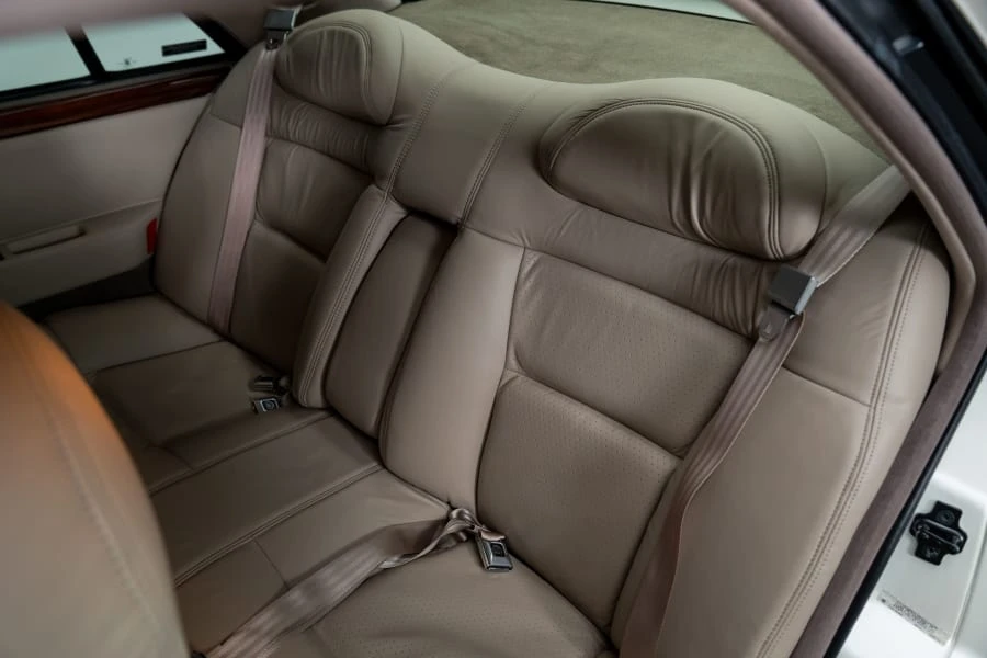 1993 Cadillac Seville - Image 28 of 31