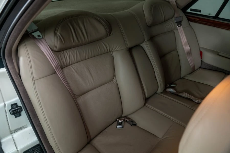 1993 Cadillac Seville - Image 17 of 31