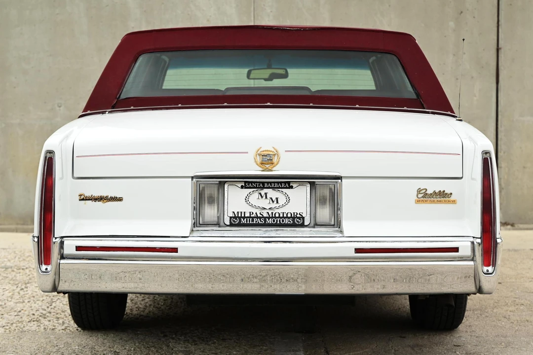 1993 Cadillac DeVille 6th Gen - Image 5 of 31
