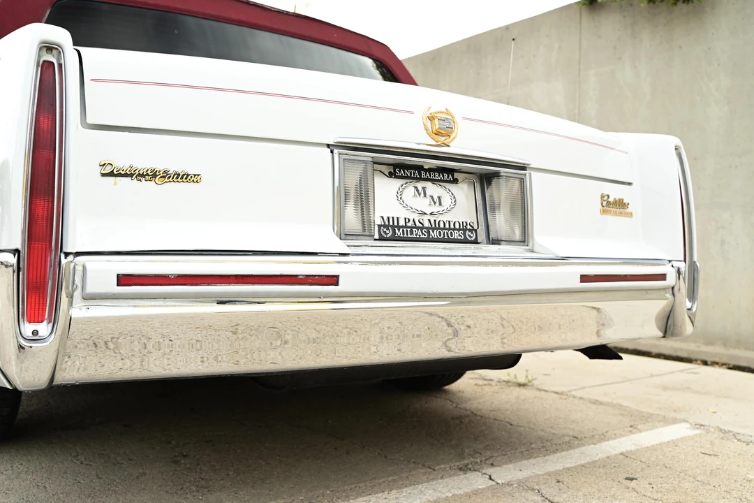 1993 Cadillac DeVille 6th Gen - Image 23 of 31