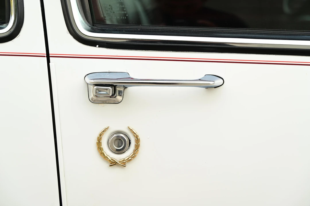 1993 Cadillac DeVille 6th Gen - Image 31 of 31