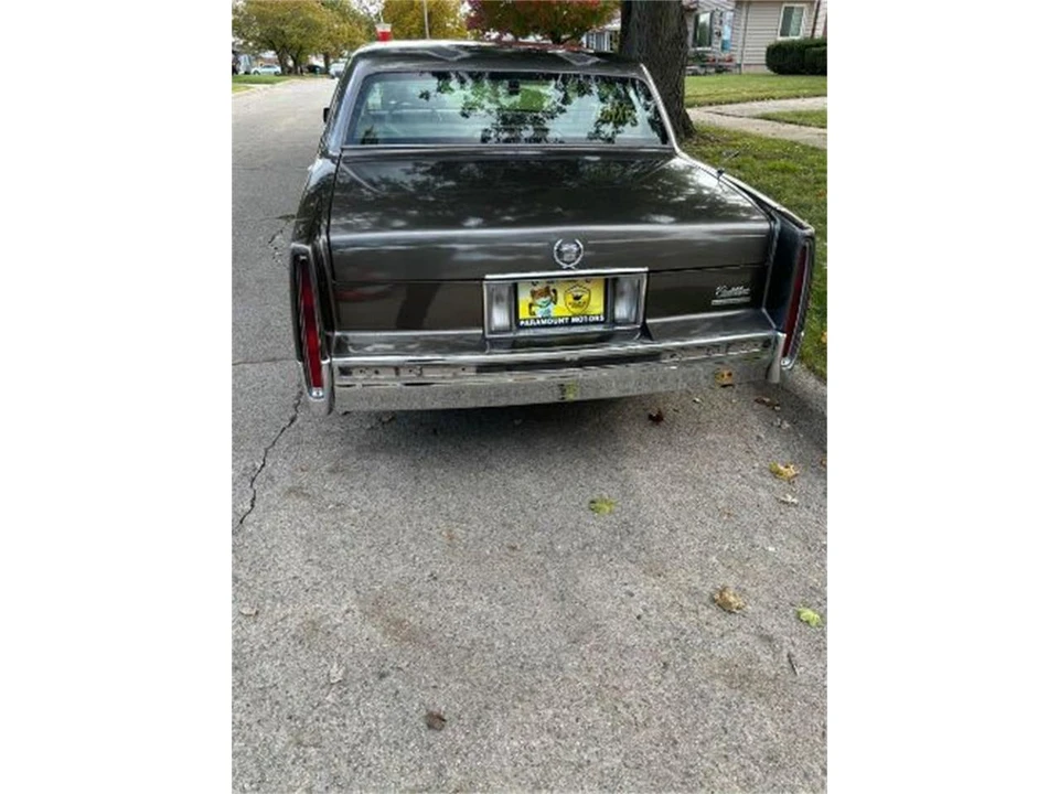 1993 Cadillac DeVille 6th Gen - Image 12 of 17