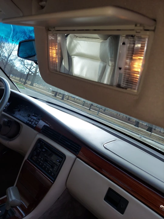 1993 Cadillac Seville - Image 19 of 21