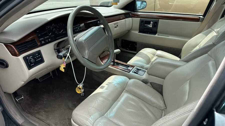 1993 Cadillac Seville - Image 8 of 11