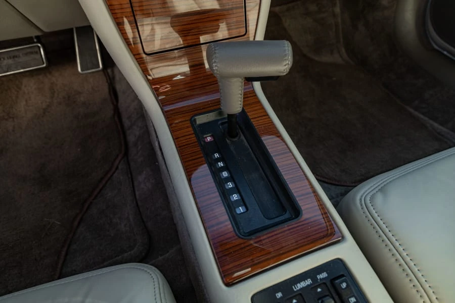 1993 Cadillac Seville - Image 29 of 31