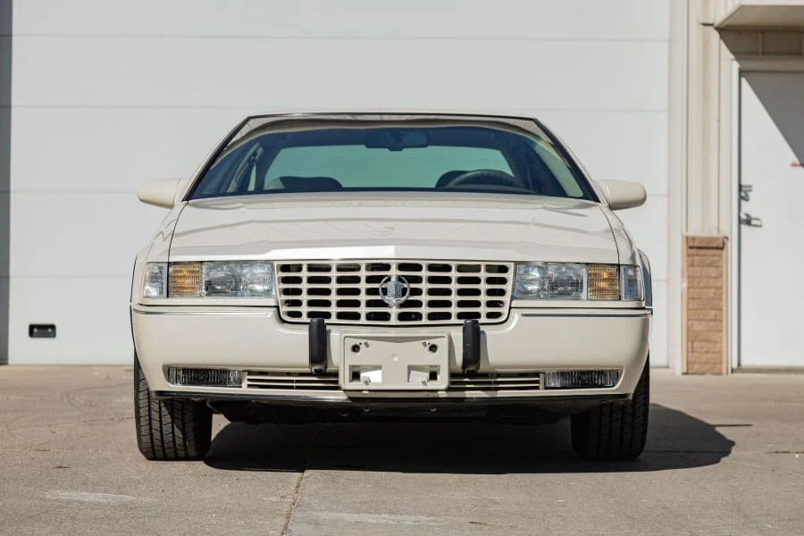 1993 Cadillac Seville - Image 4 of 31