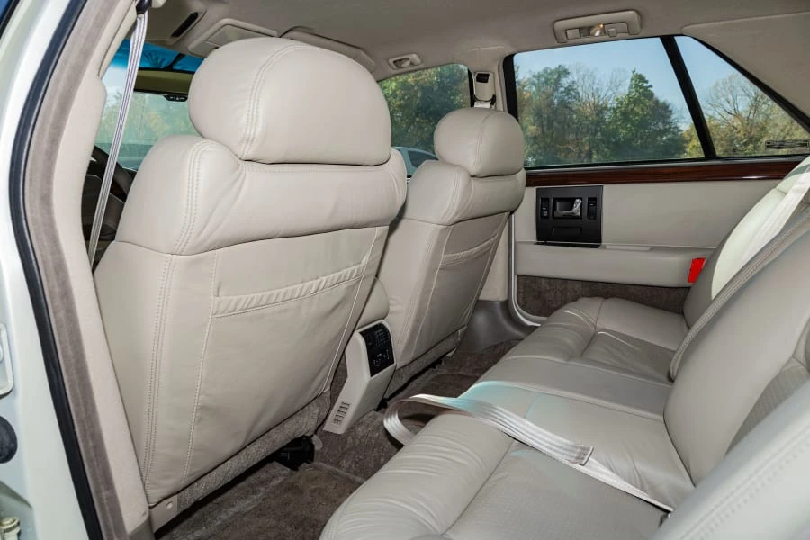 1993 Cadillac Seville - Image 28 of 31
