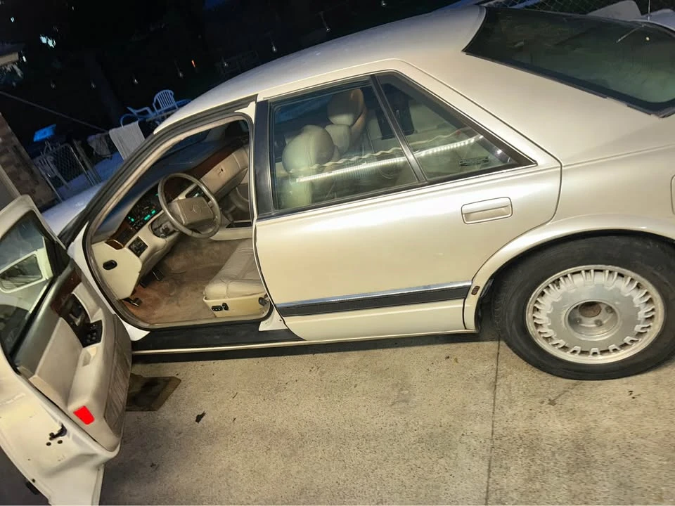 1993 Cadillac Seville - Image 9 of 12