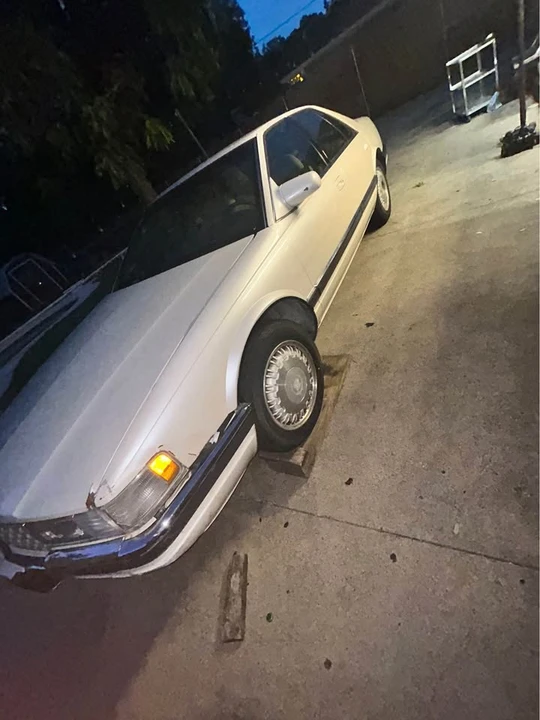1993 Cadillac Seville - Image 2 of 12