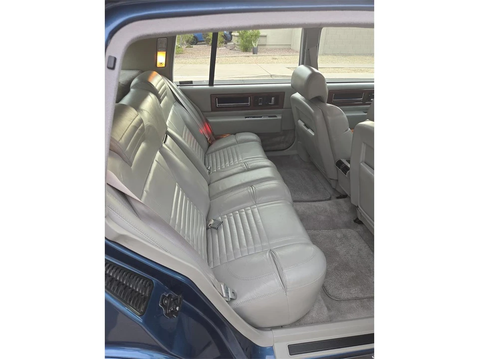 1993 Cadillac Sixty Special - Image 5 of 13