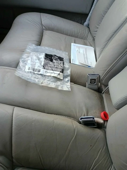 1993 Cadillac DeVille 6th Gen - Image 11 of 11