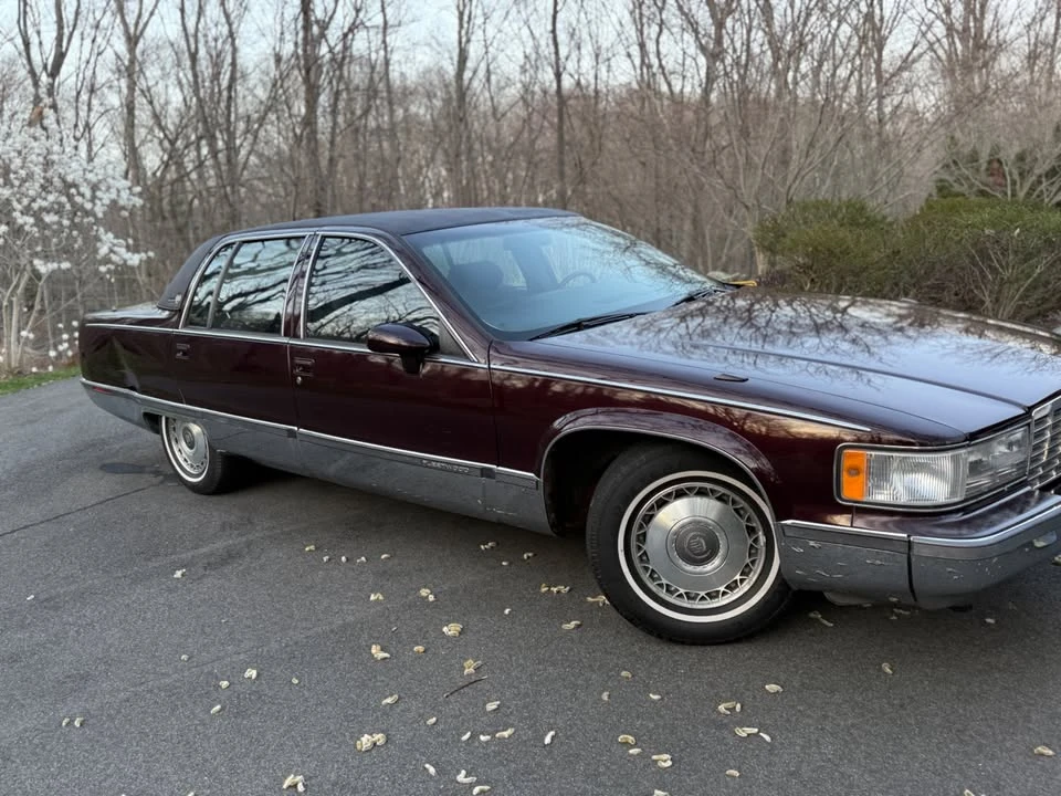 1993 Cadillac Fleetwood - Image 2 of 11